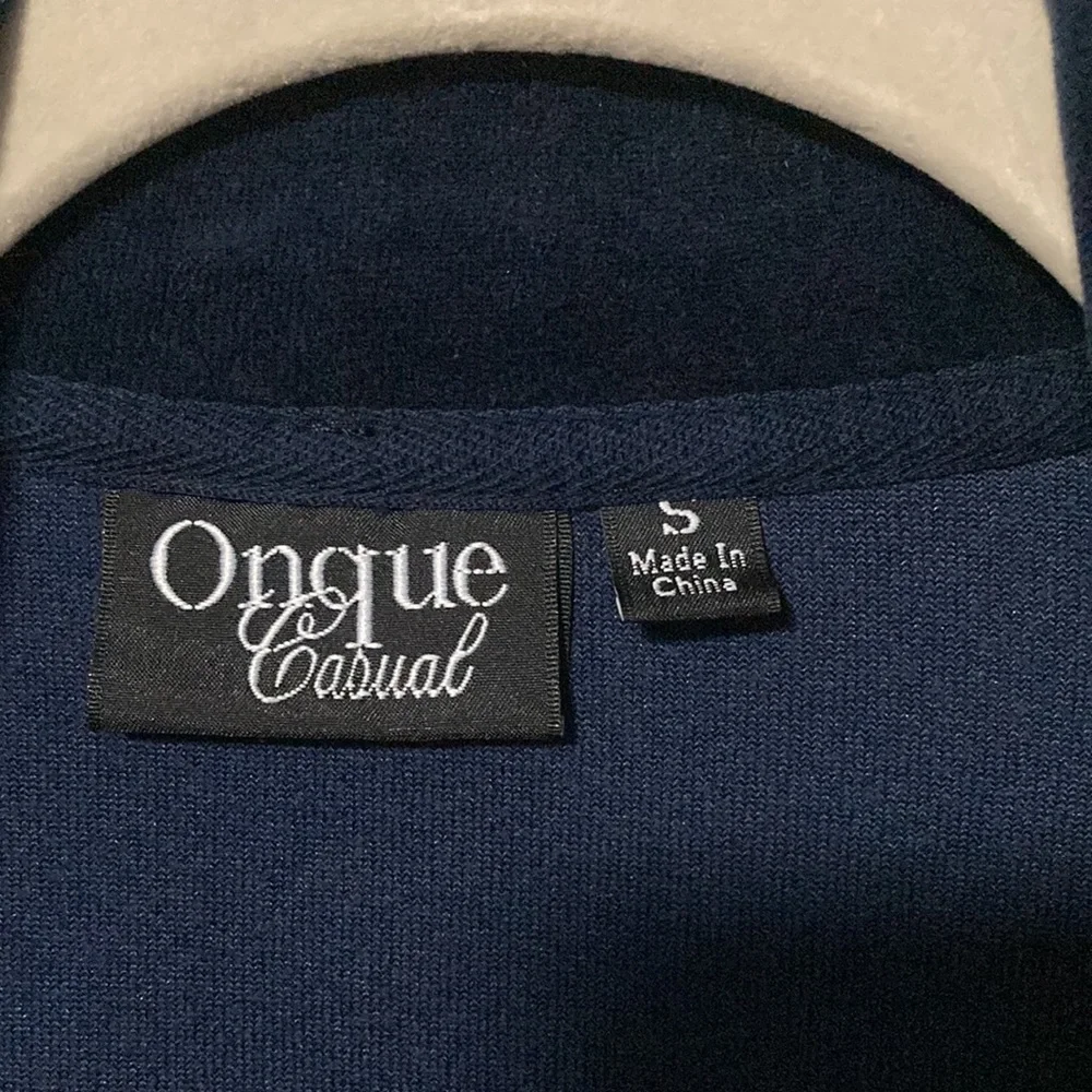 Onque Casual  velour dark blue jacket with gold accents